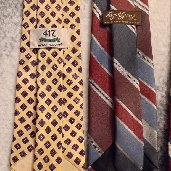 Roundtree & Yorke set of 10 vintage neckties - Picture 3 of 12